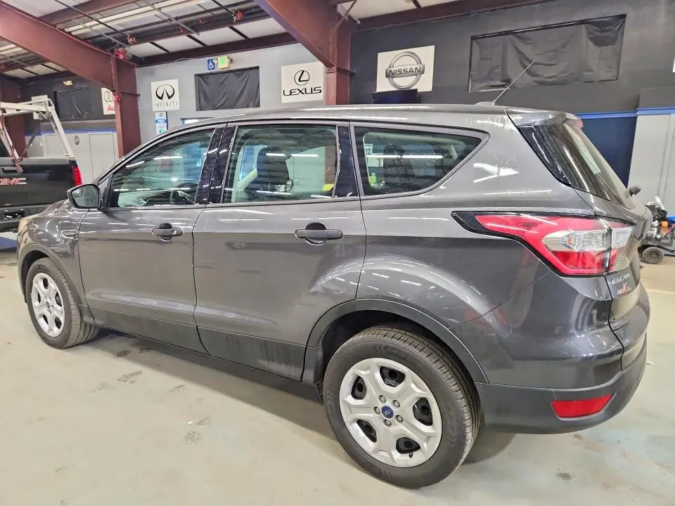 2018 FORD ESCAPE S  