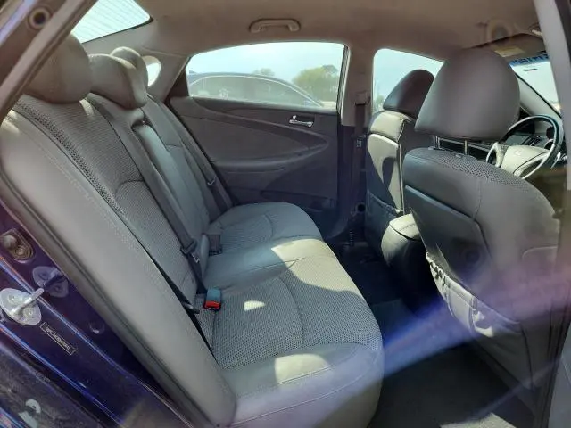 2013 HYUNDAI SONATA SE  