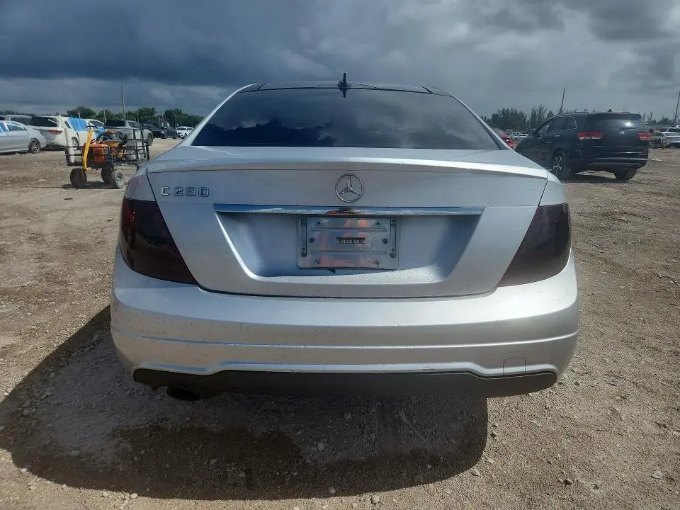2012 MERCEDES-BENZ C 250  