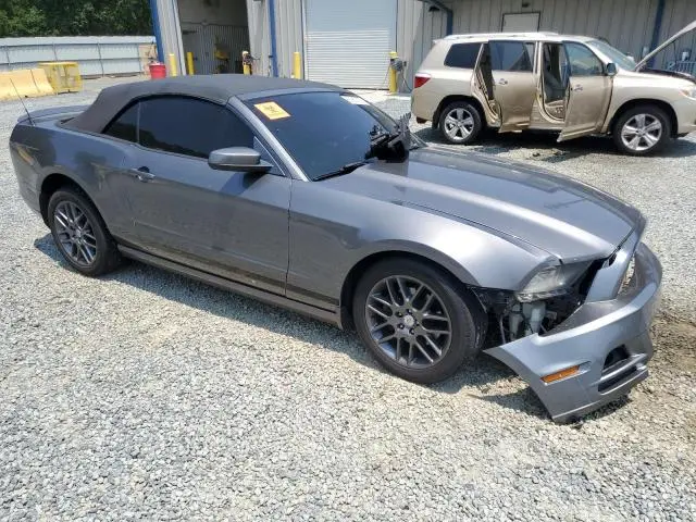 2013 FORD MUSTANG