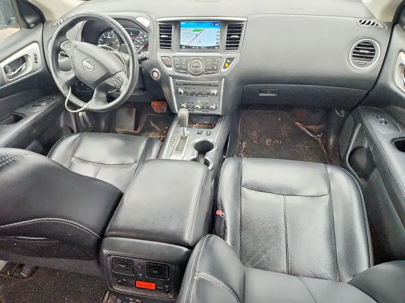 2019 NISSAN PATHFINDER SL  