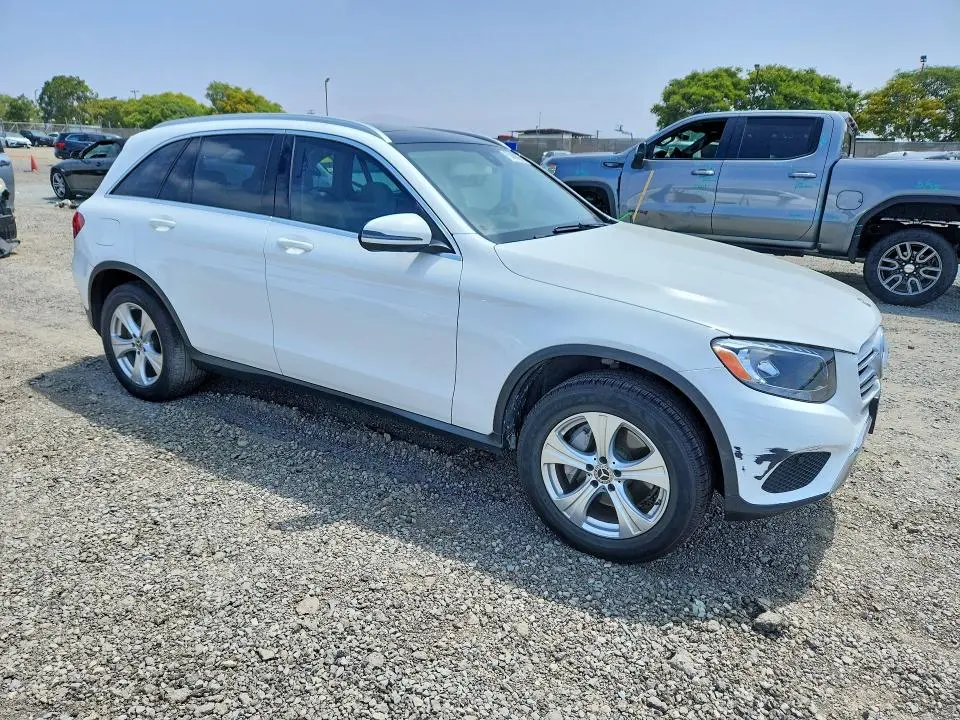 2018 MERCEDES-BENZ GLC 300  