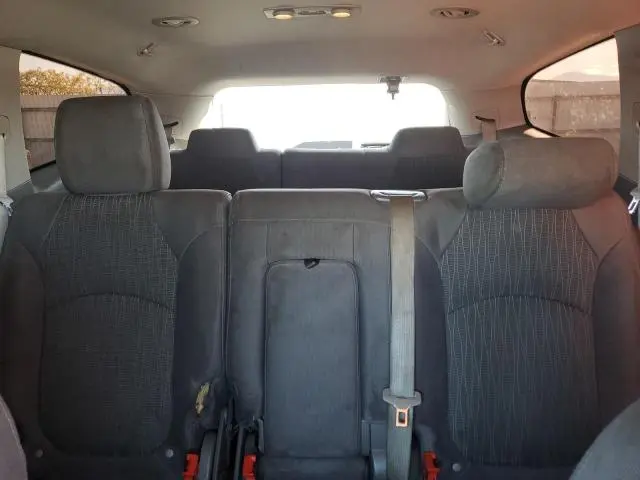 2016 CHEVROLET TRAVERSE LS