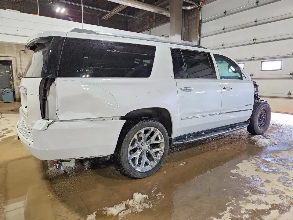 2020 GMC YUKON XL DENALI  