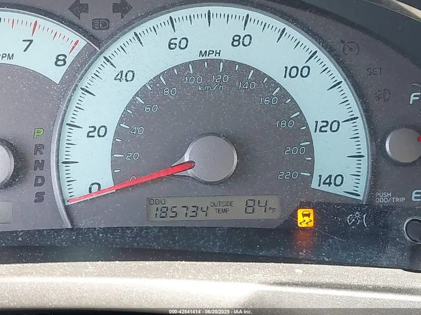 2011 TOYOTA CAMRY SE