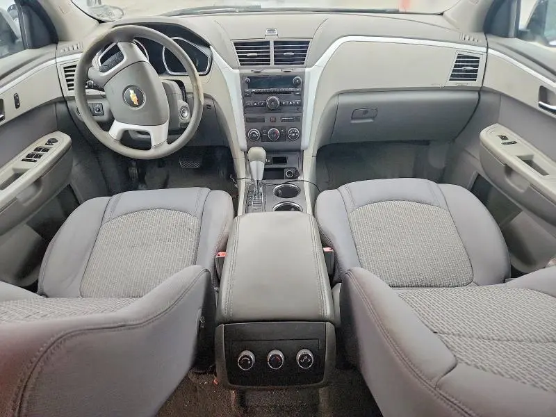 2012 CHEVROLET TRAVERSE LS  