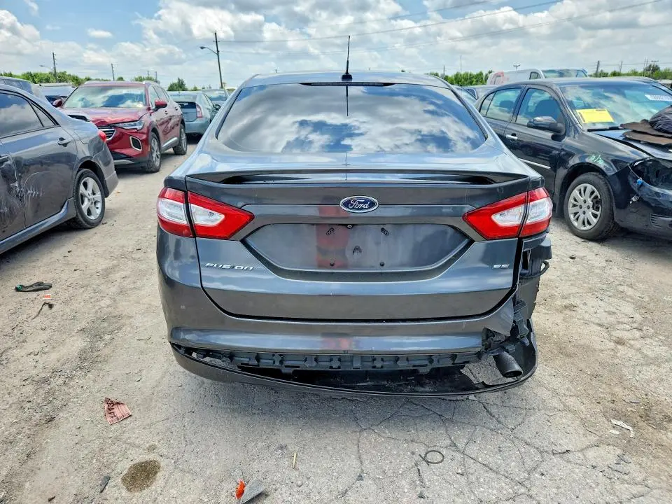 2015 FORD FUSION SE  