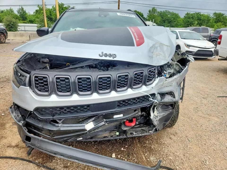 2025 JEEP COMPASS TRAILHAWK  