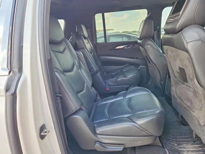 2018 CADILLAC ESCALADE ESV PLATINUM  