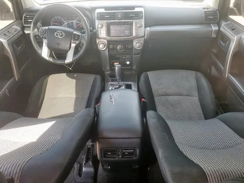 2017 TOYOTA 4RUNNER SR5  