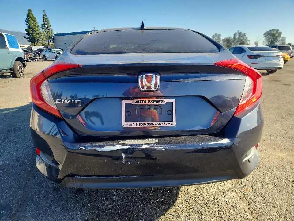 2018 HONDA CIVIC EX  