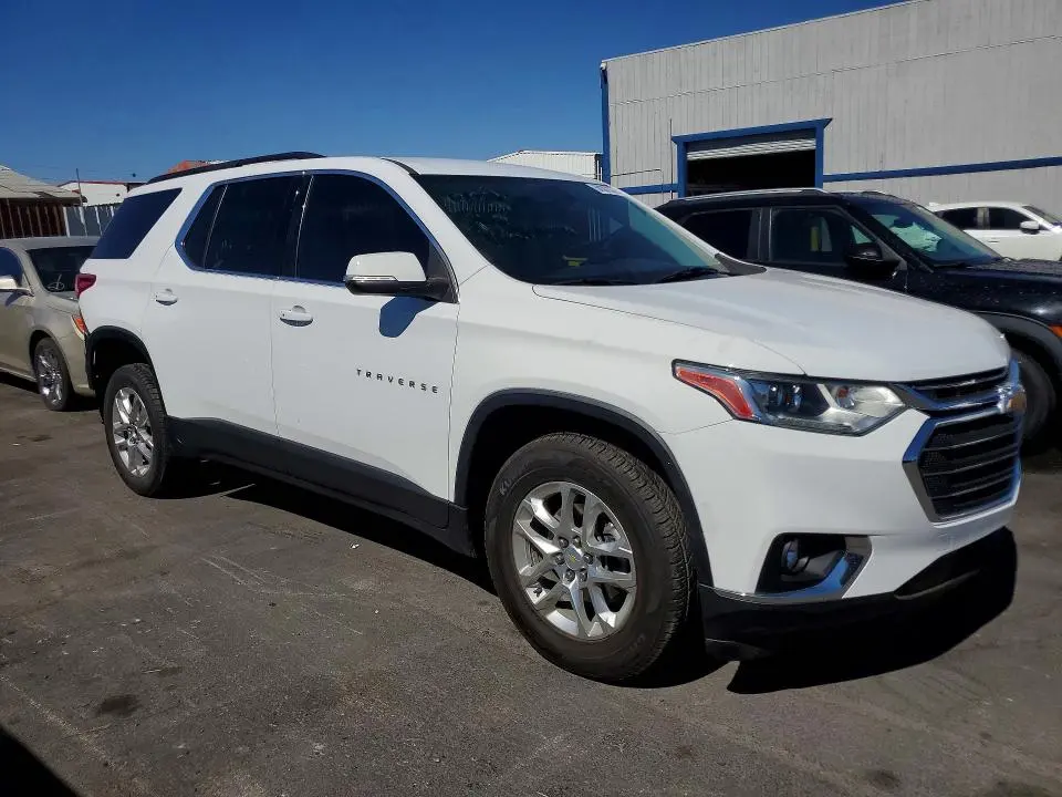 2021 CHEVROLET TRAVERSE LT  