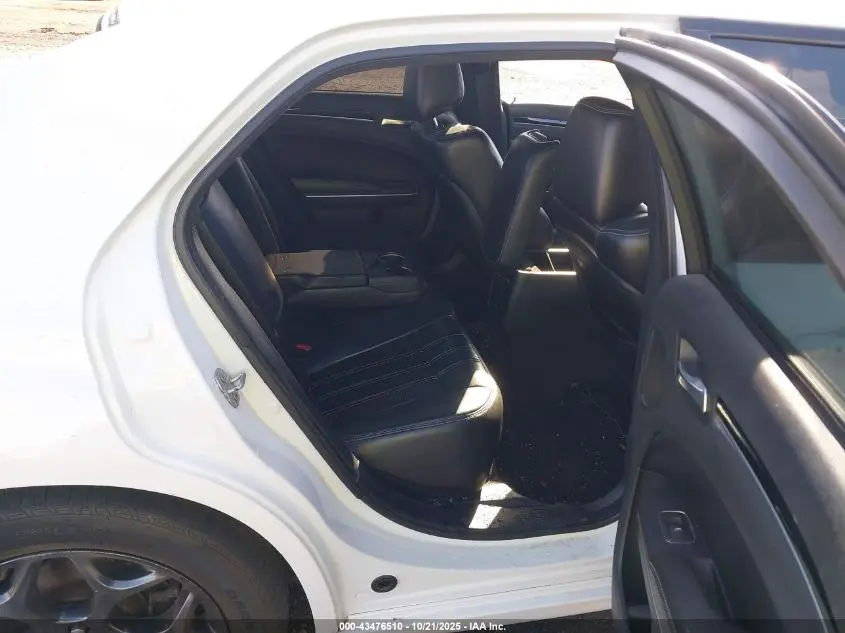 2017 CHRYSLER 300 300S AWD