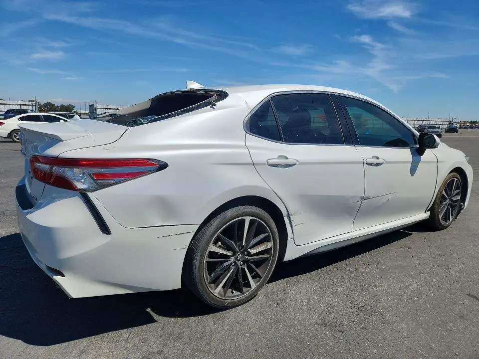 2019 TOYOTA CAMRY XSE  