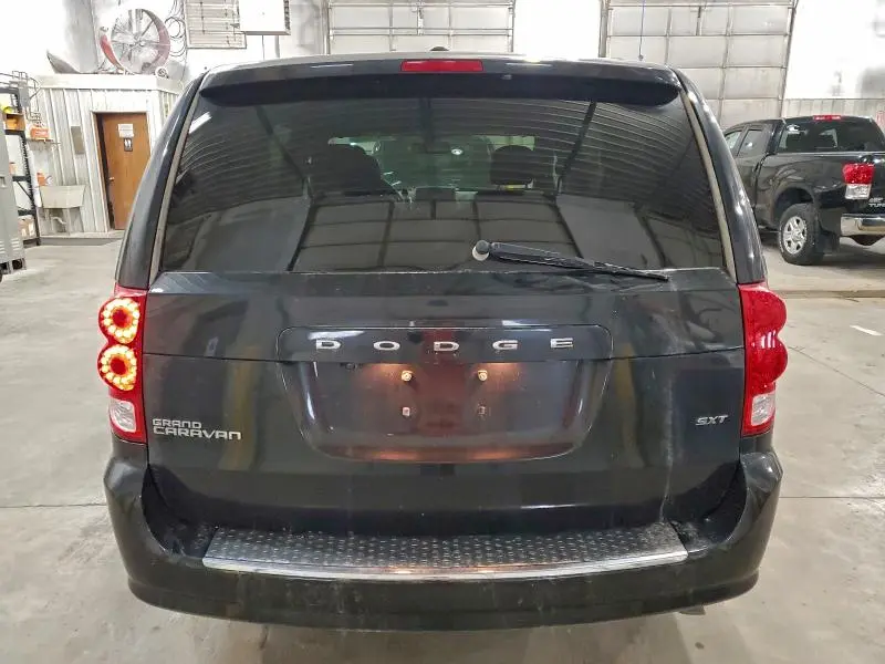 2018 DODGE GRAND CARAVAN SXT  