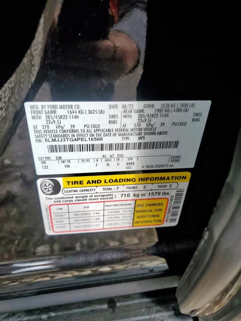 2023 LINCOLN NAVIGATOR L BLACK LABEL  