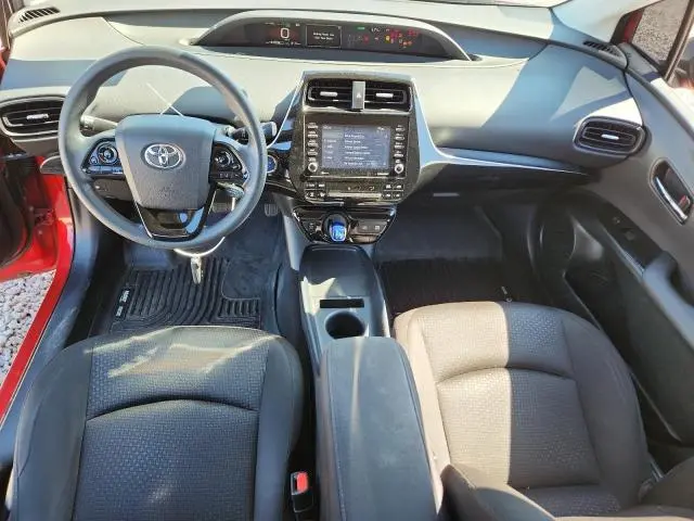 2021 TOYOTA PRIUS LE  