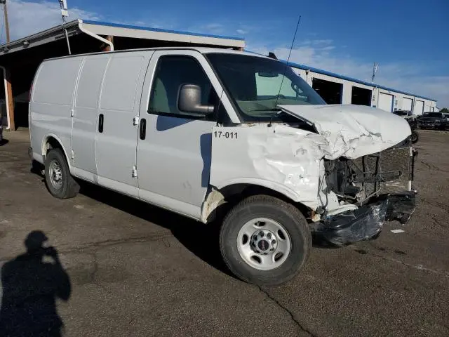 2017 GMC SAVANA G2500  