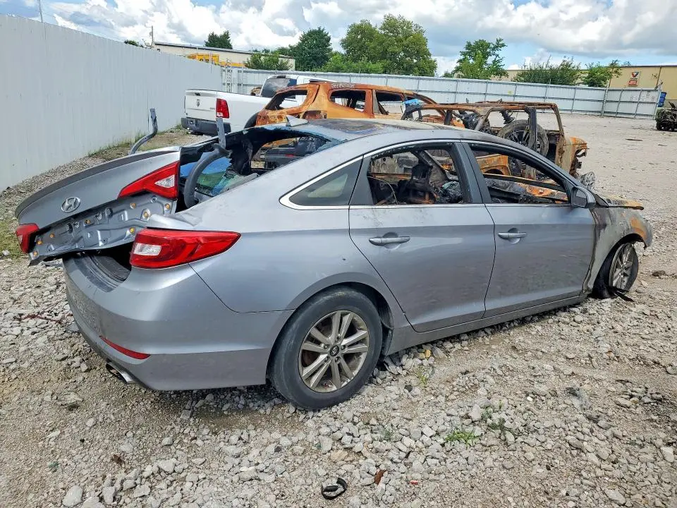 2017 HYUNDAI SONATA SE  