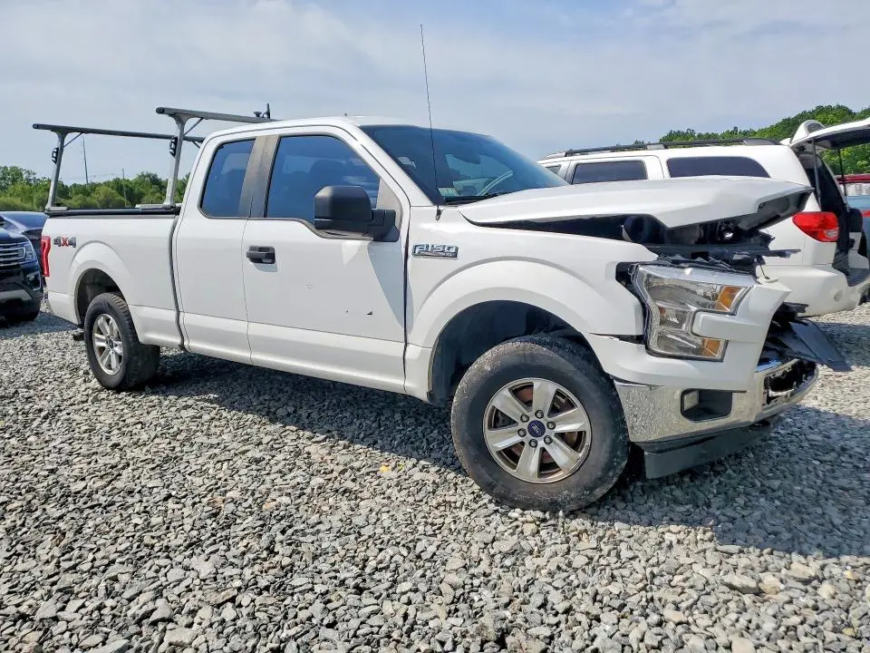 2017 FORD F150 SUPER CAB  