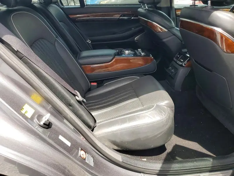 2017 GENESIS G90 PREMIUM  