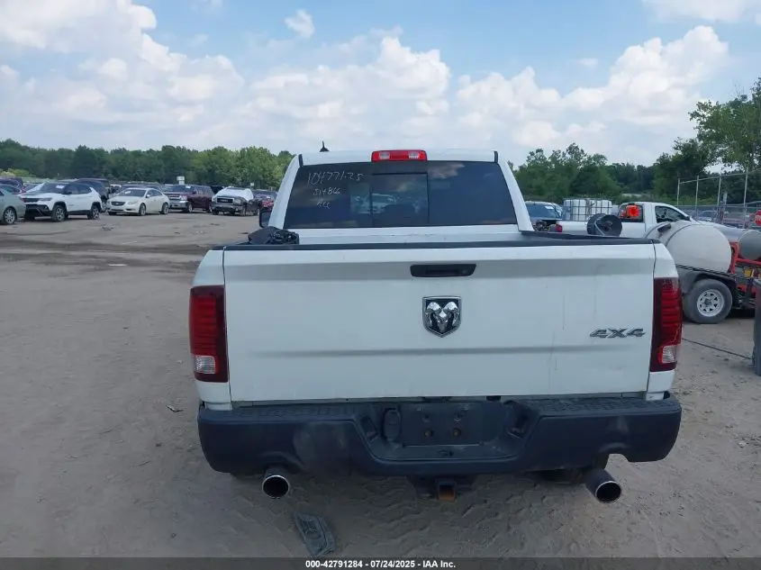 2013 RAM 1500 SPORT