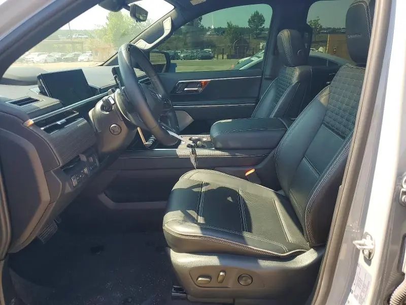 2024 GMC SIERRA DENALI  