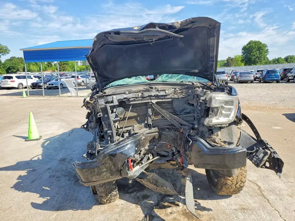 2021 GMC SIERRA K1500 AT4  