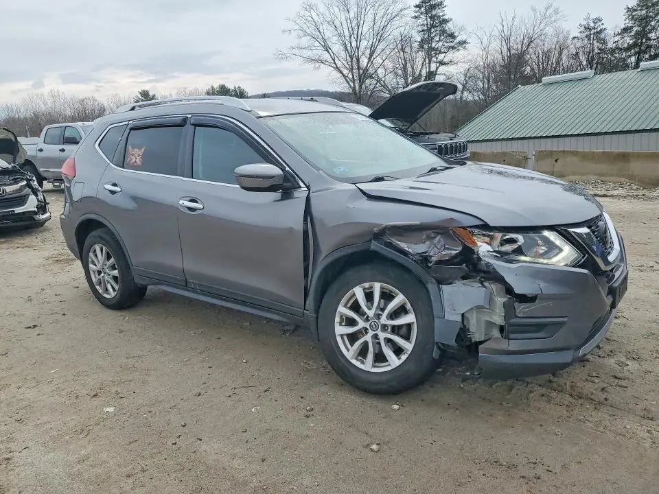 2018 NISSAN ROGUE SV  