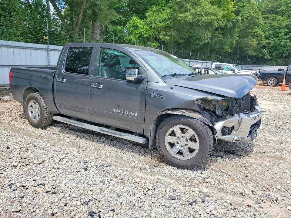 2012 NISSAN TITAN SV  