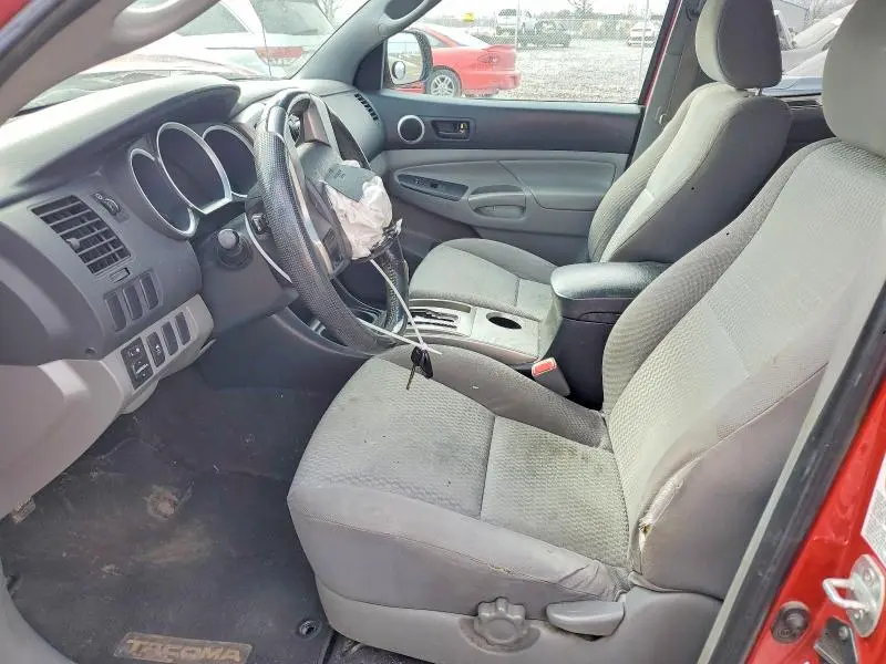 2013 TOYOTA TACOMA BASE  