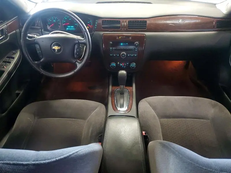2011 CHEVROLET IMPALA LT  