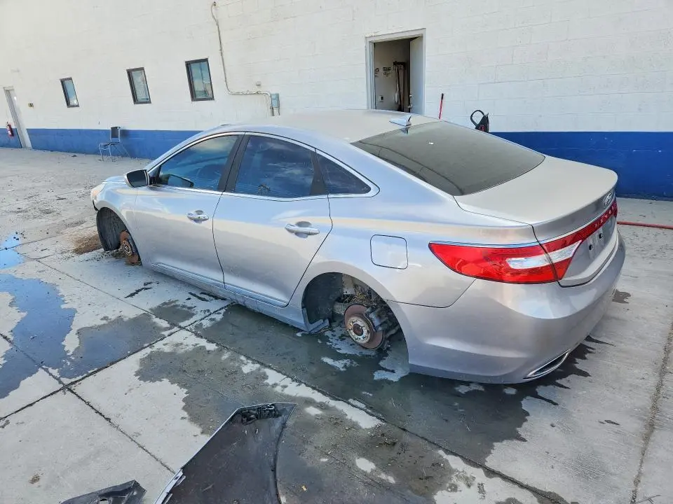 2012 HYUNDAI AZERA BASE  