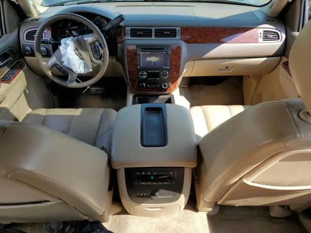 2014 CHEVROLET SUBURBAN K1500 LT  