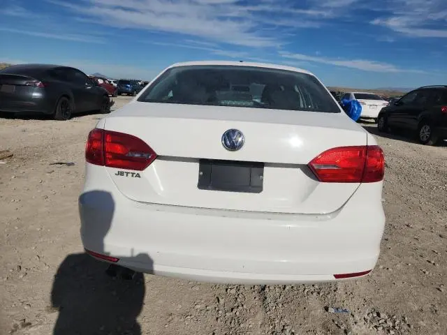 2013 VOLKSWAGEN JETTA BASE  