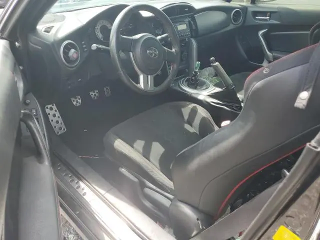 2013 TOYOTA SCION FR-S   