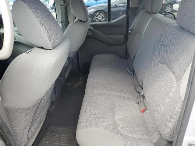 2011 NISSAN FRONTIER S  