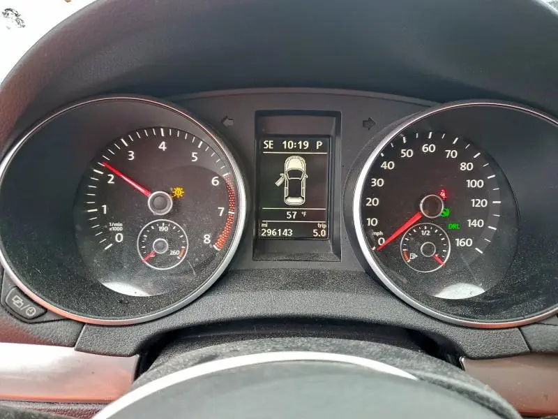 2013 VOLKSWAGEN GOLF   