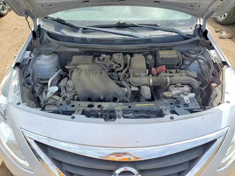 2019 NISSAN VERSA SV  