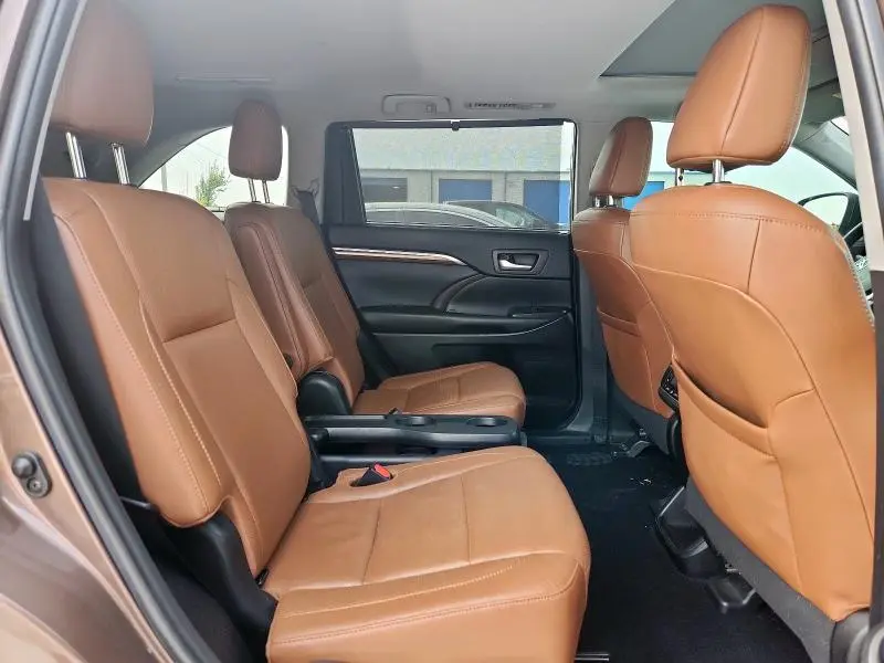 2019 TOYOTA HIGHLANDER LIMITED  