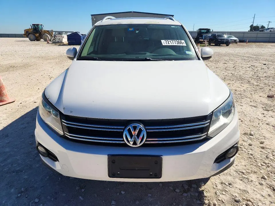 2013 VOLKSWAGEN TIGUAN S  