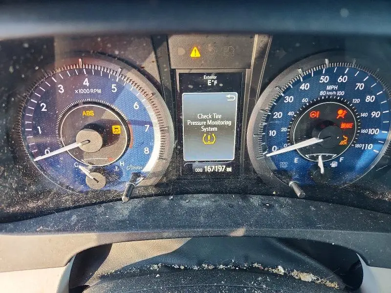 2015 TOYOTA SIENNA XLE 8-PASSENGER  