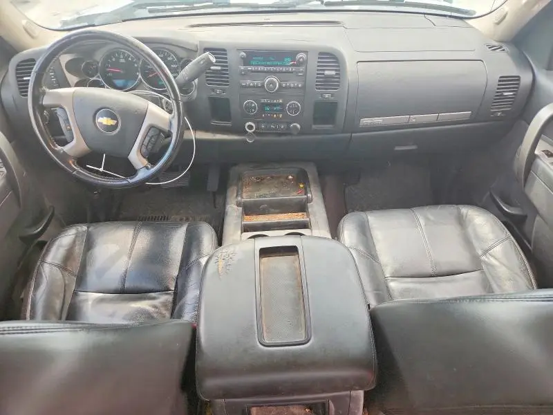 2011 CHEVROLET SILVERADO C1500 LT  