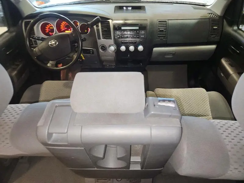 2010 TOYOTA TUNDRA CREWMAX SR5  