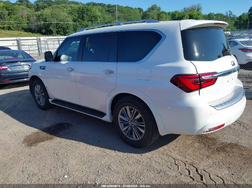 2022 INFINITI QX80 LUXE