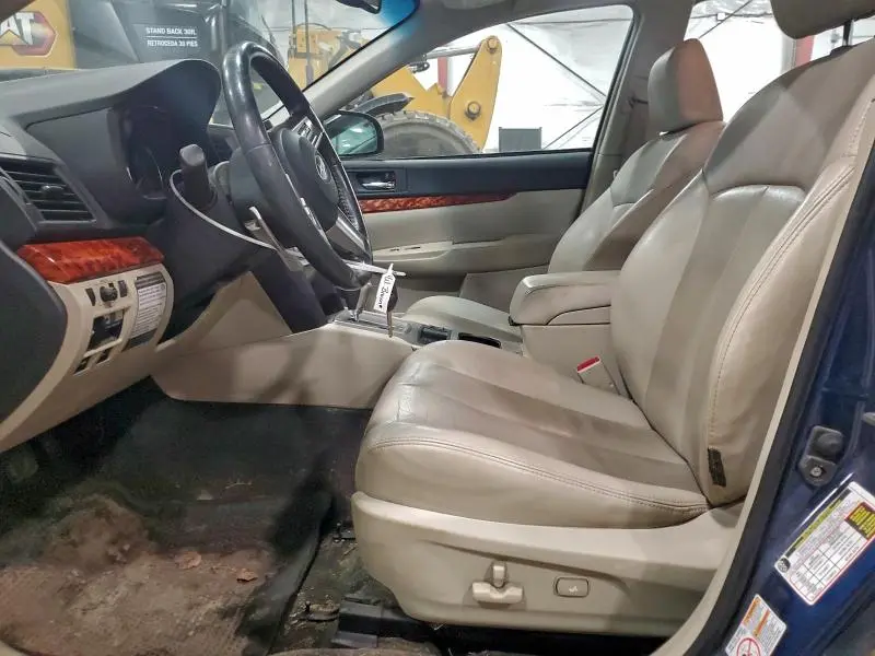 2011 SUBARU LEGACY 2.5I LIMITED  