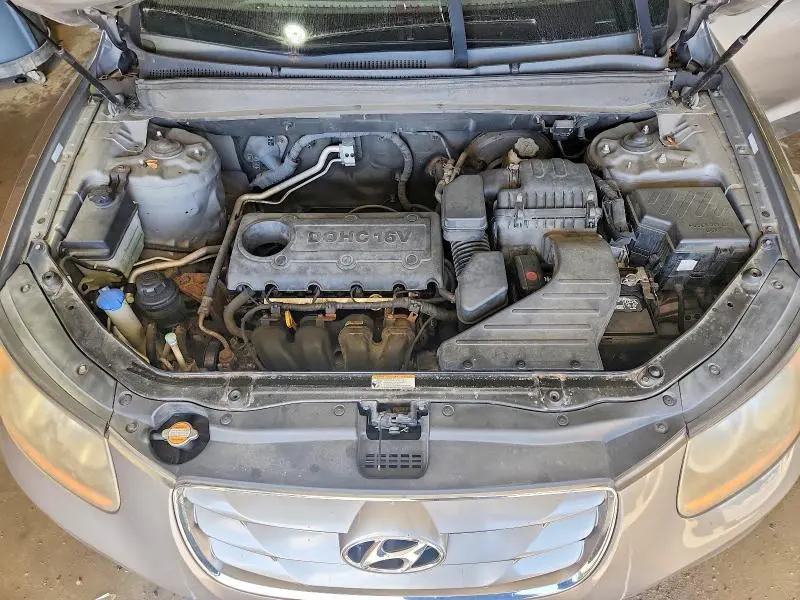 2011 HYUNDAI SANTA FE GLS  