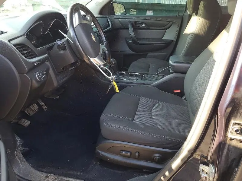 2017 CHEVROLET TRAVERSE LT  