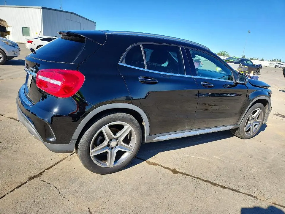2016 MERCEDES-BENZ GLA 250 4MATIC  