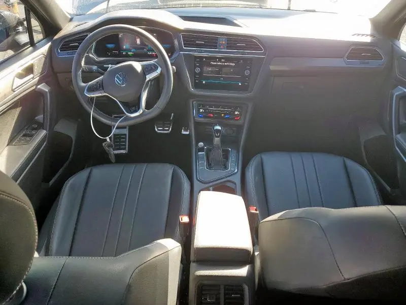 2023 VOLKSWAGEN TIGUAN SE R-LINE BLACK  
